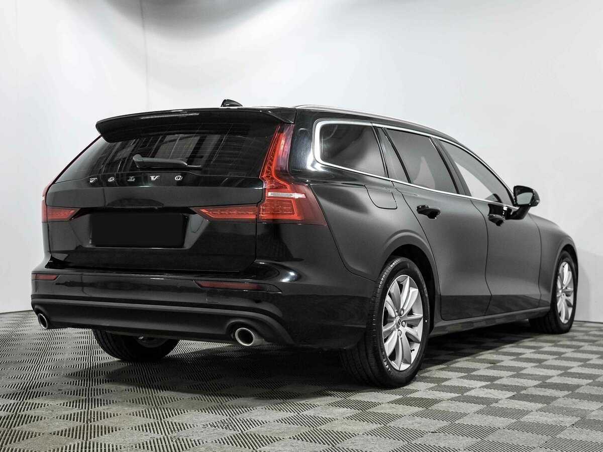 Volvo V60 2020 года с пробегом. Фото: #2