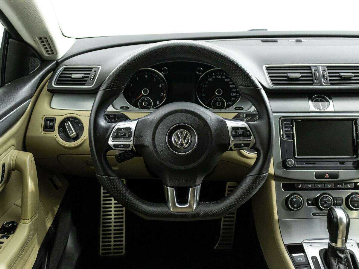 Volkswagen Passat CC 2012 года с пробегом. Фото: #16