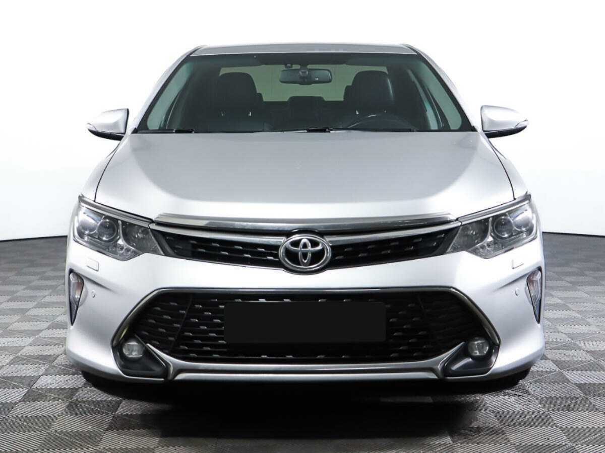 Toyota Camry 2017 года с пробегом. Фото: #1