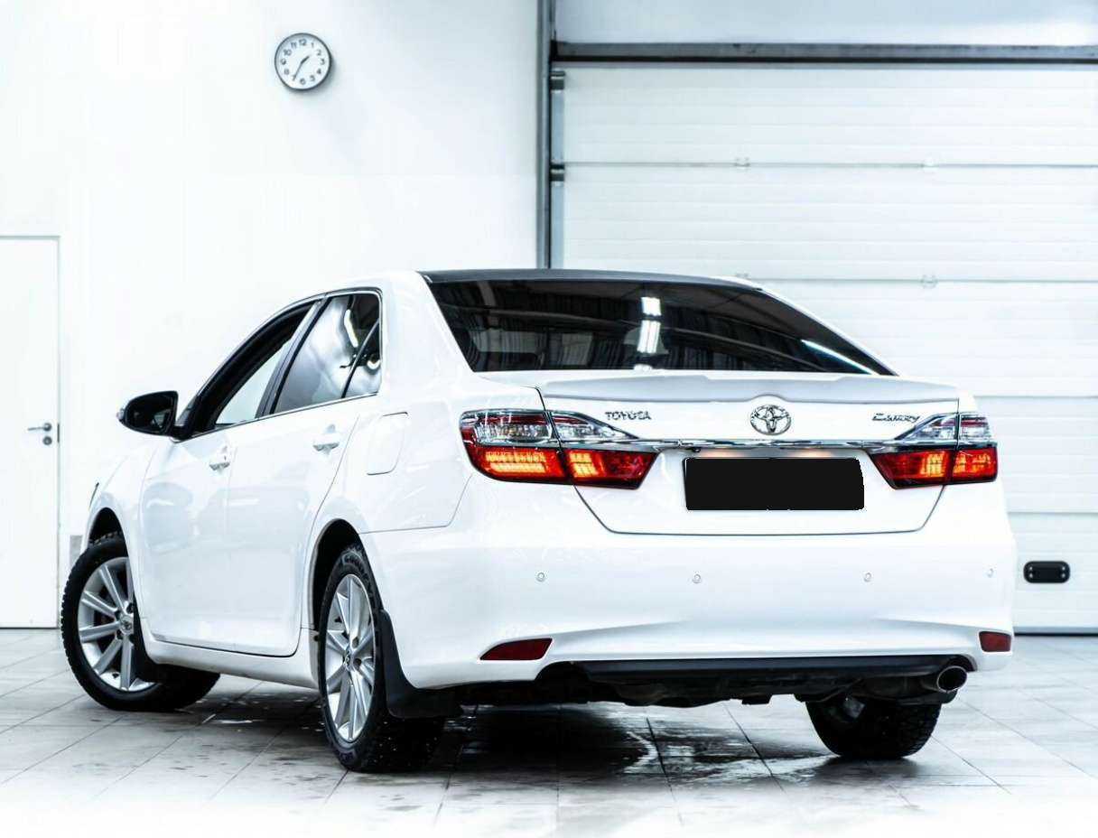 Toyota Camry 2016 года с пробегом. Фото: #3
