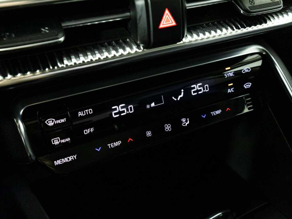 Kia K5 2021 года с пробегом. Фото: #22