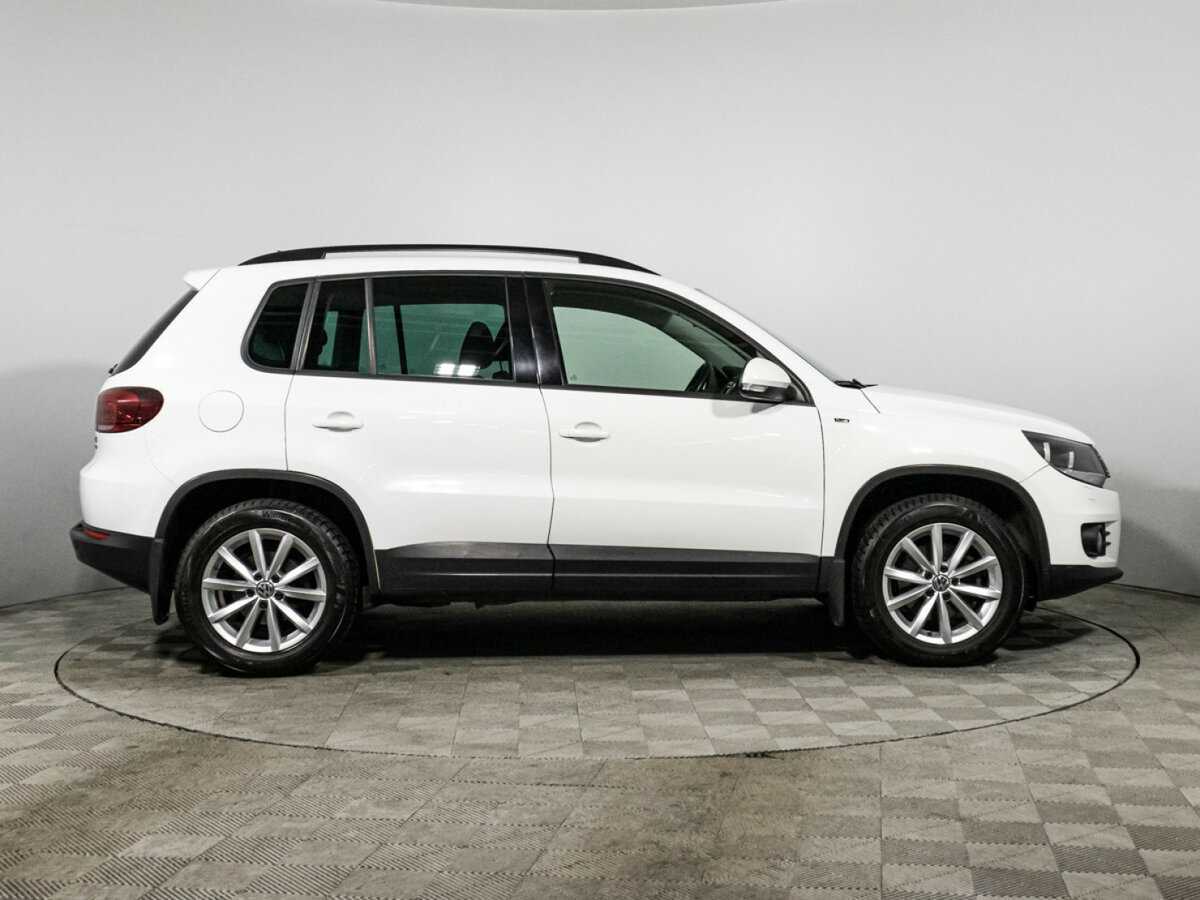 Volkswagen Tiguan 2015 года с пробегом. Фото: #3