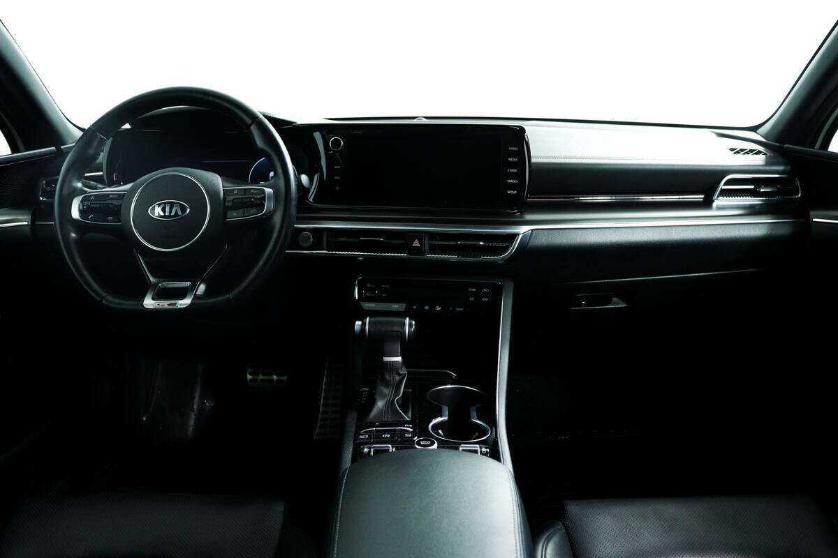 Kia K5 2020 года с пробегом. Фото: #10