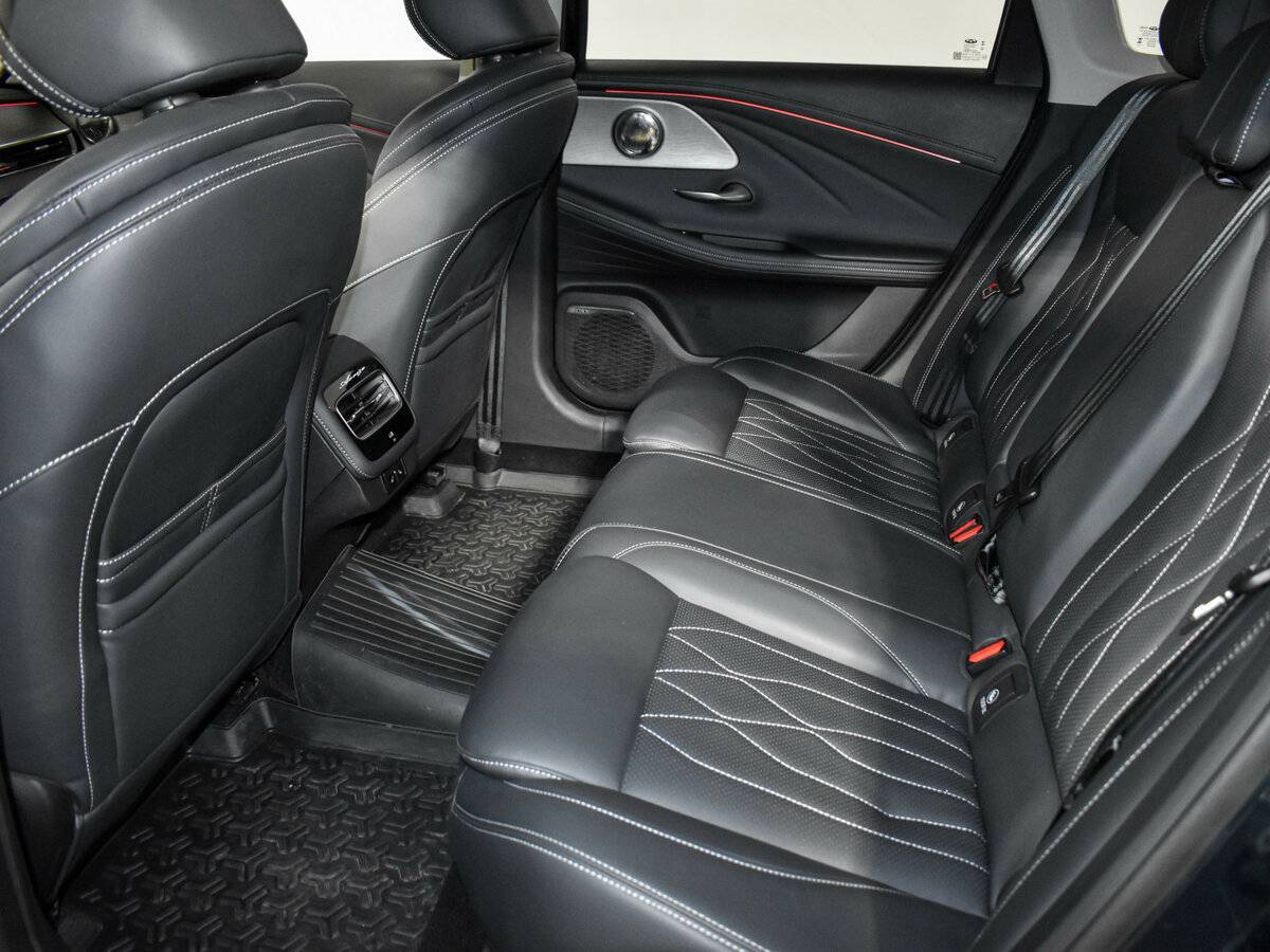 Chery Arrizo 8 2023 года с пробегом. Фото: #12