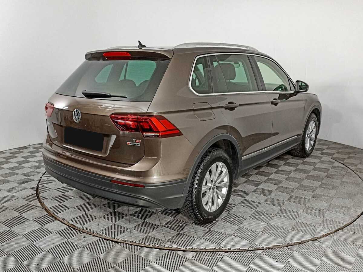 Volkswagen Tiguan 2017 года с пробегом. Фото: #4