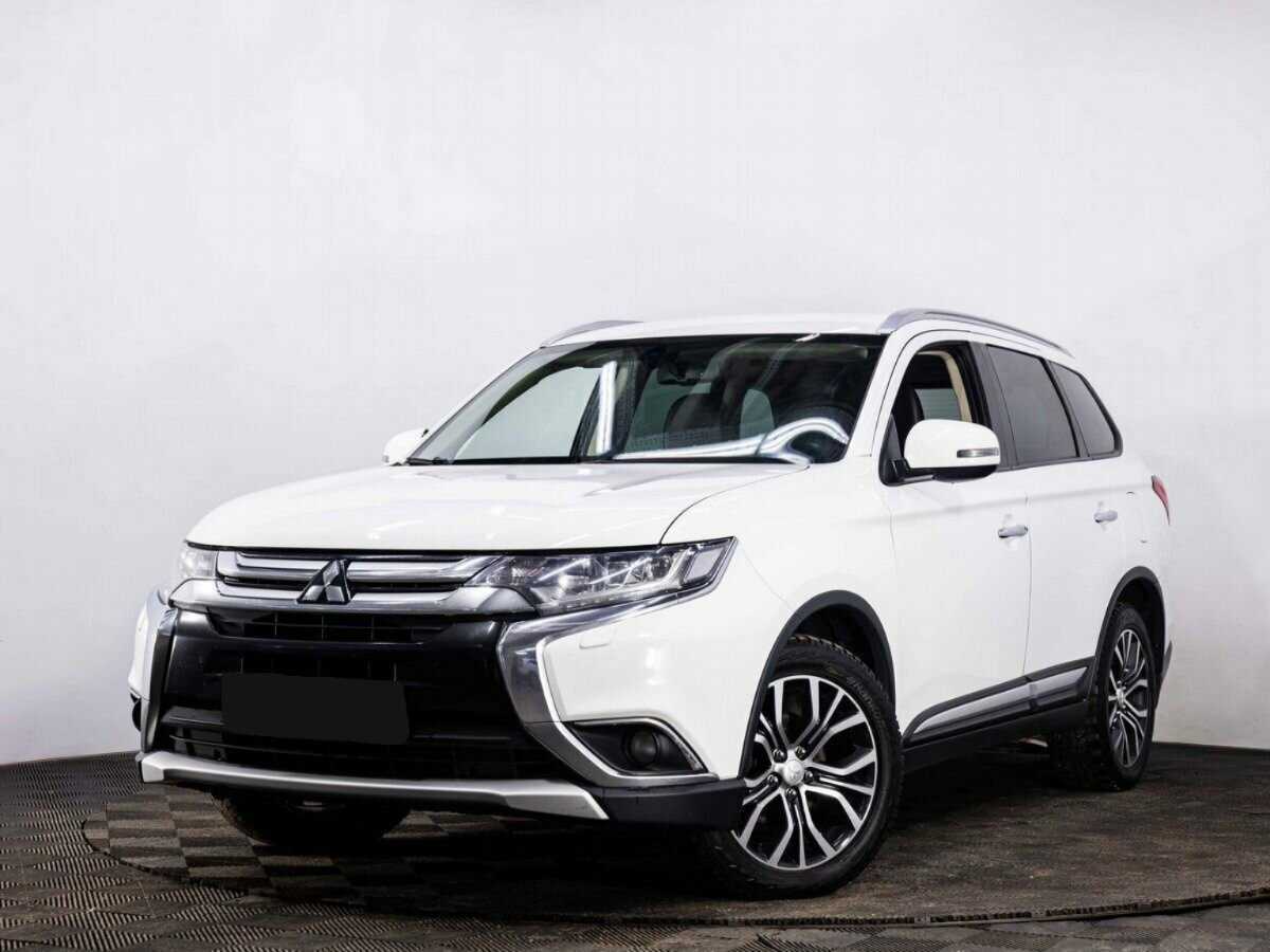 Mitsubishi Outlander 2016 года с пробегом. Посмотреть фото