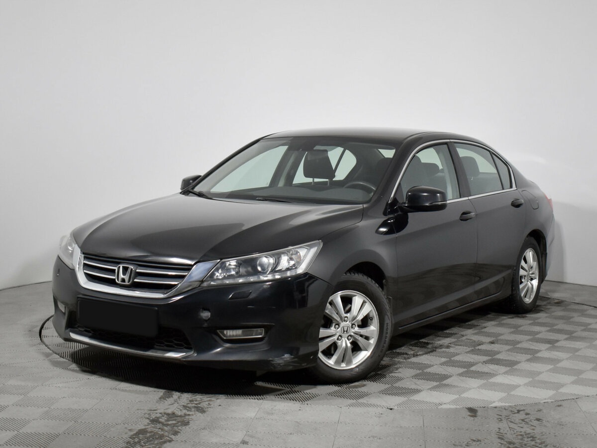 Honda Accord 2013 года с пробегом. Фото: #0