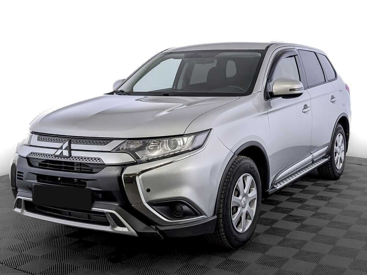 Mitsubishi Outlander 2019 года с пробегом. Посмотреть фото