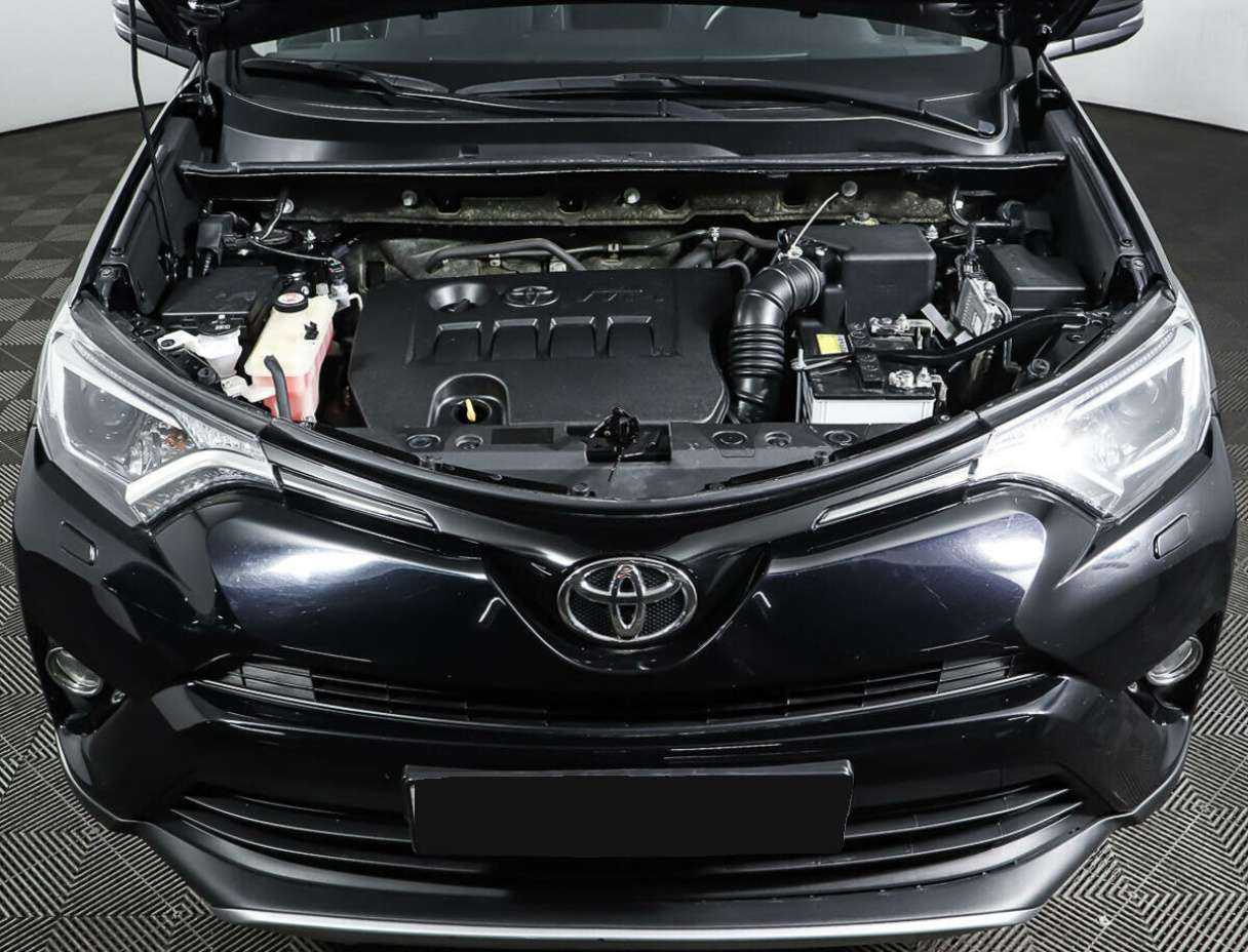 Toyota RAV4 2017 года с пробегом. Фото: #8