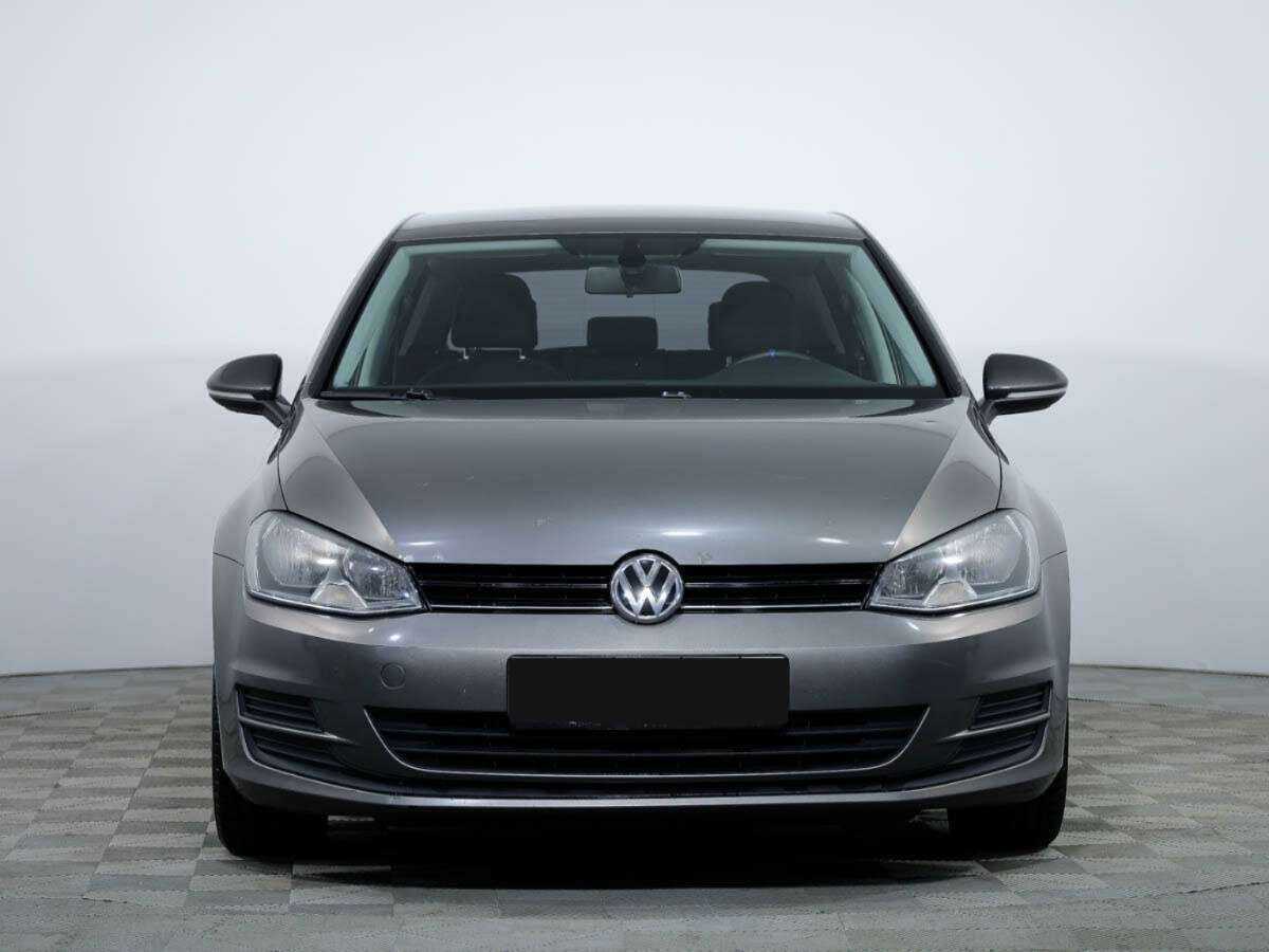 Volkswagen Golf 2013 года с пробегом. Фото: #0