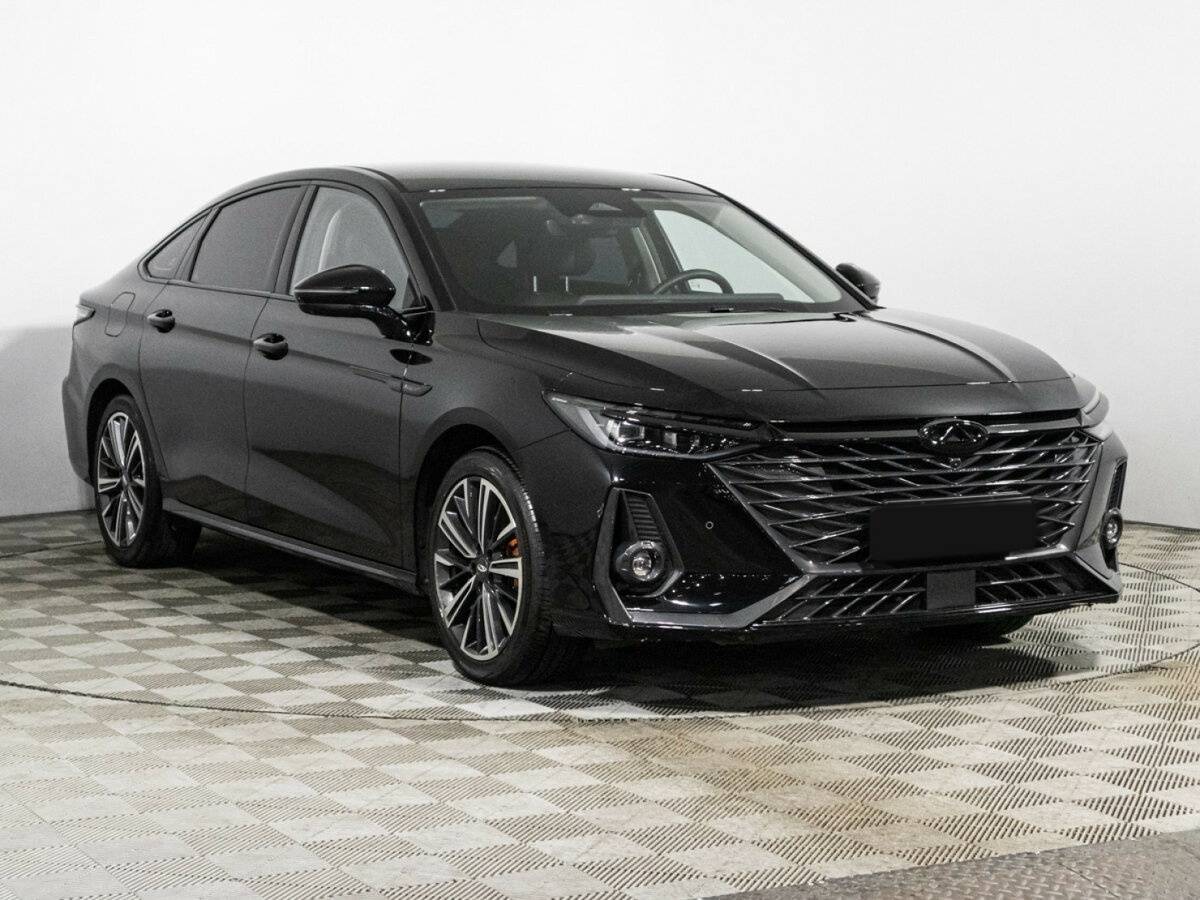 Chery Arrizo 8 2023 года с пробегом. Фото: #2