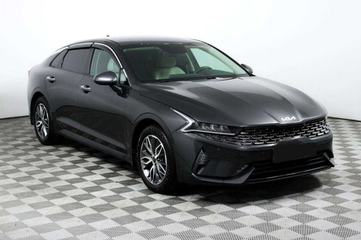 Kia K5 2021 года с пробегом. Фото: #2