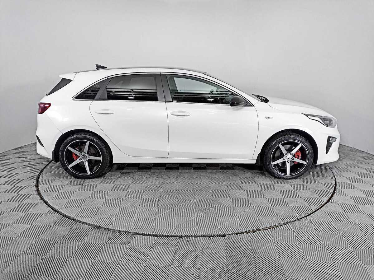 Kia Ceed 2018 года с пробегом. Фото: #3