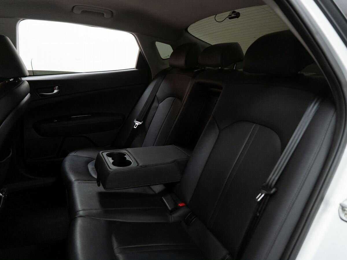 Kia K5 2017 года с пробегом. Фото: #5