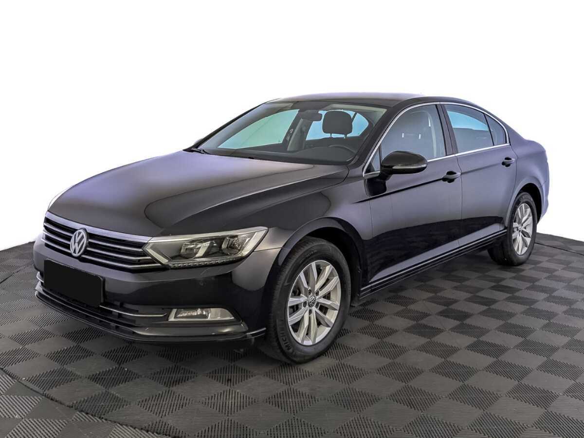 Volkswagen Passat 2018 года с пробегом. Фото: #0