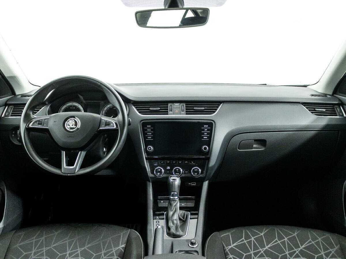 Skoda Octavia 2019 года с пробегом. Фото: #16