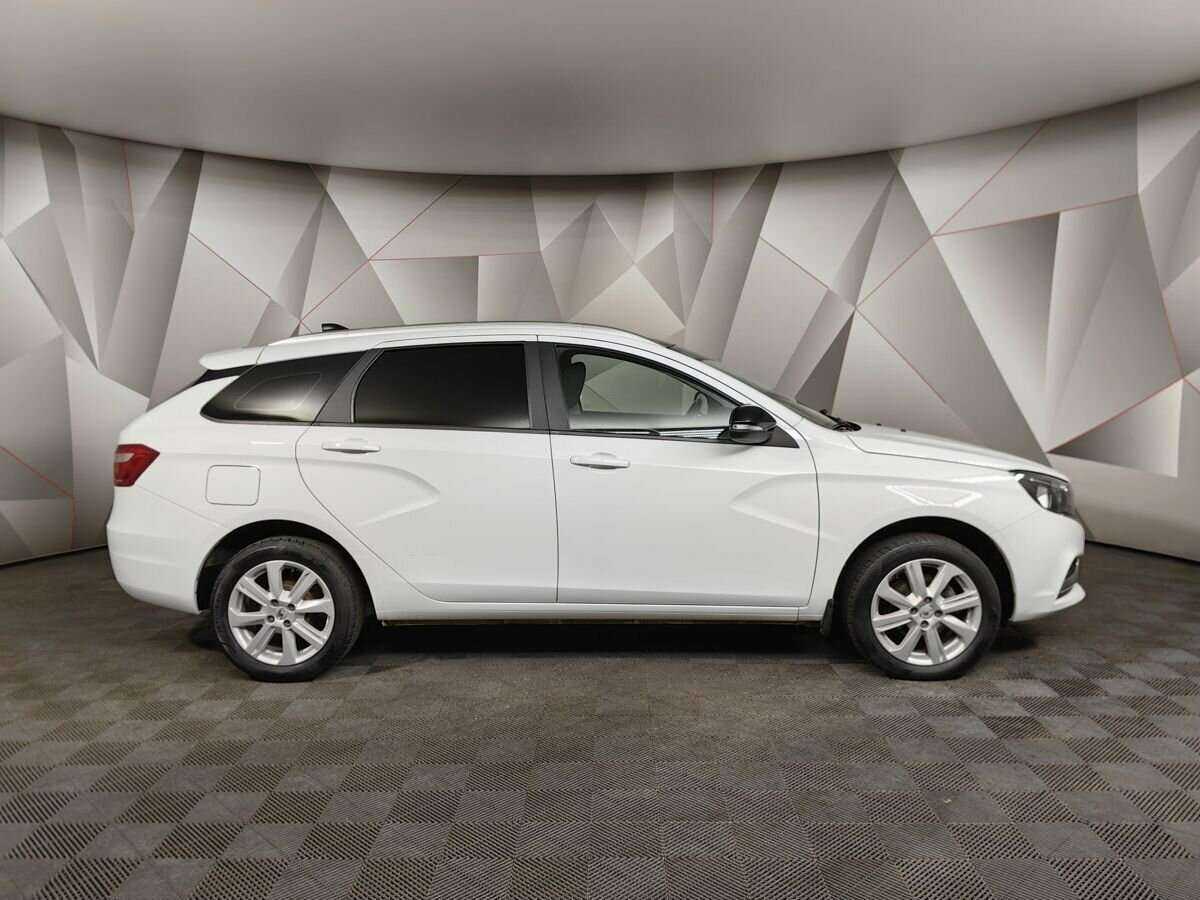 Lada (ВАЗ) Vesta 2021 года с пробегом. Фото: #5