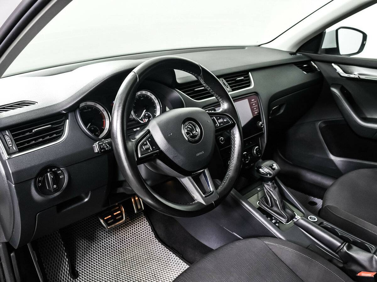 Skoda Octavia 2017 года с пробегом. Фото: #12