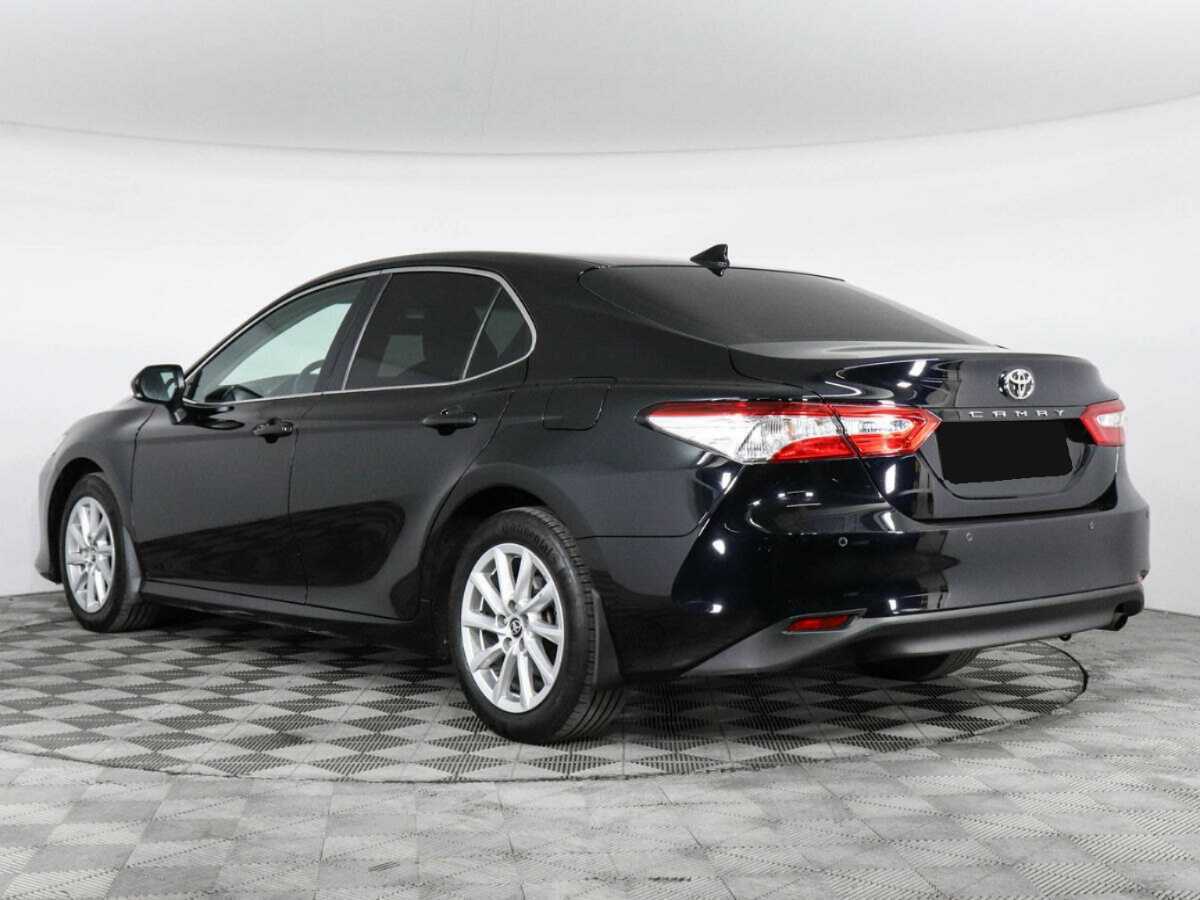 Toyota Camry 2021 года с пробегом. Фото: #6