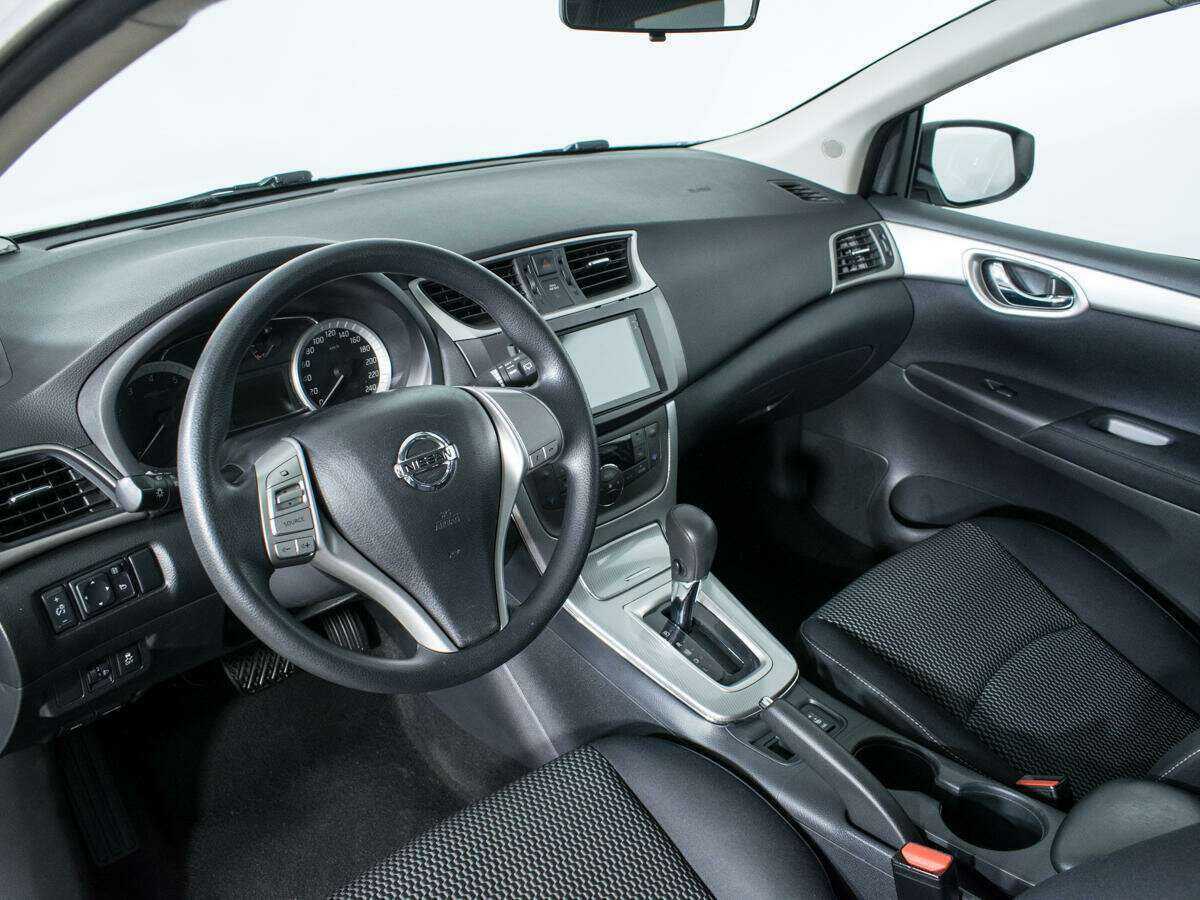 Nissan Tiida 2015 года с пробегом. Фото: #12