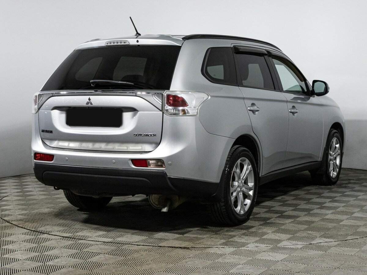 Mitsubishi Outlander 2013 года с пробегом. Фото: #4