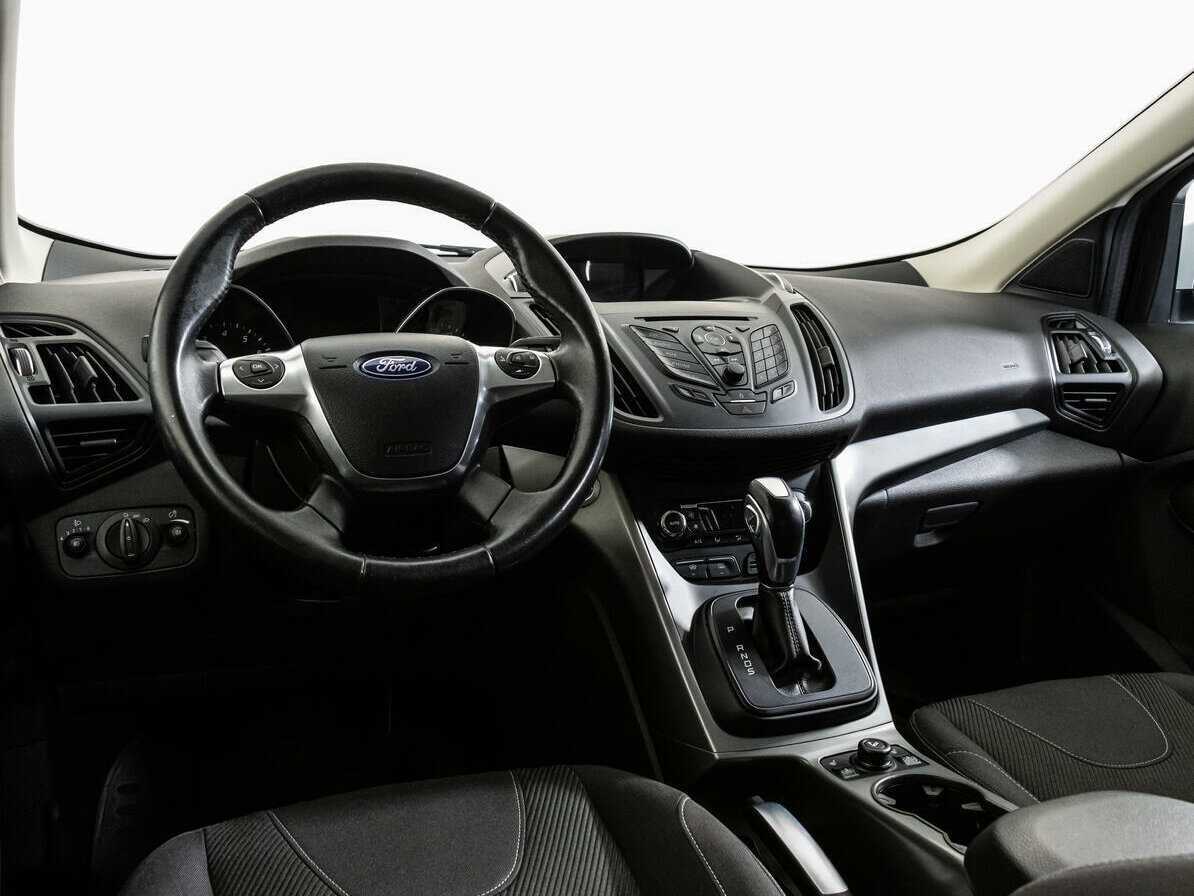 Ford Kuga 2014 года с пробегом. Фото: #9