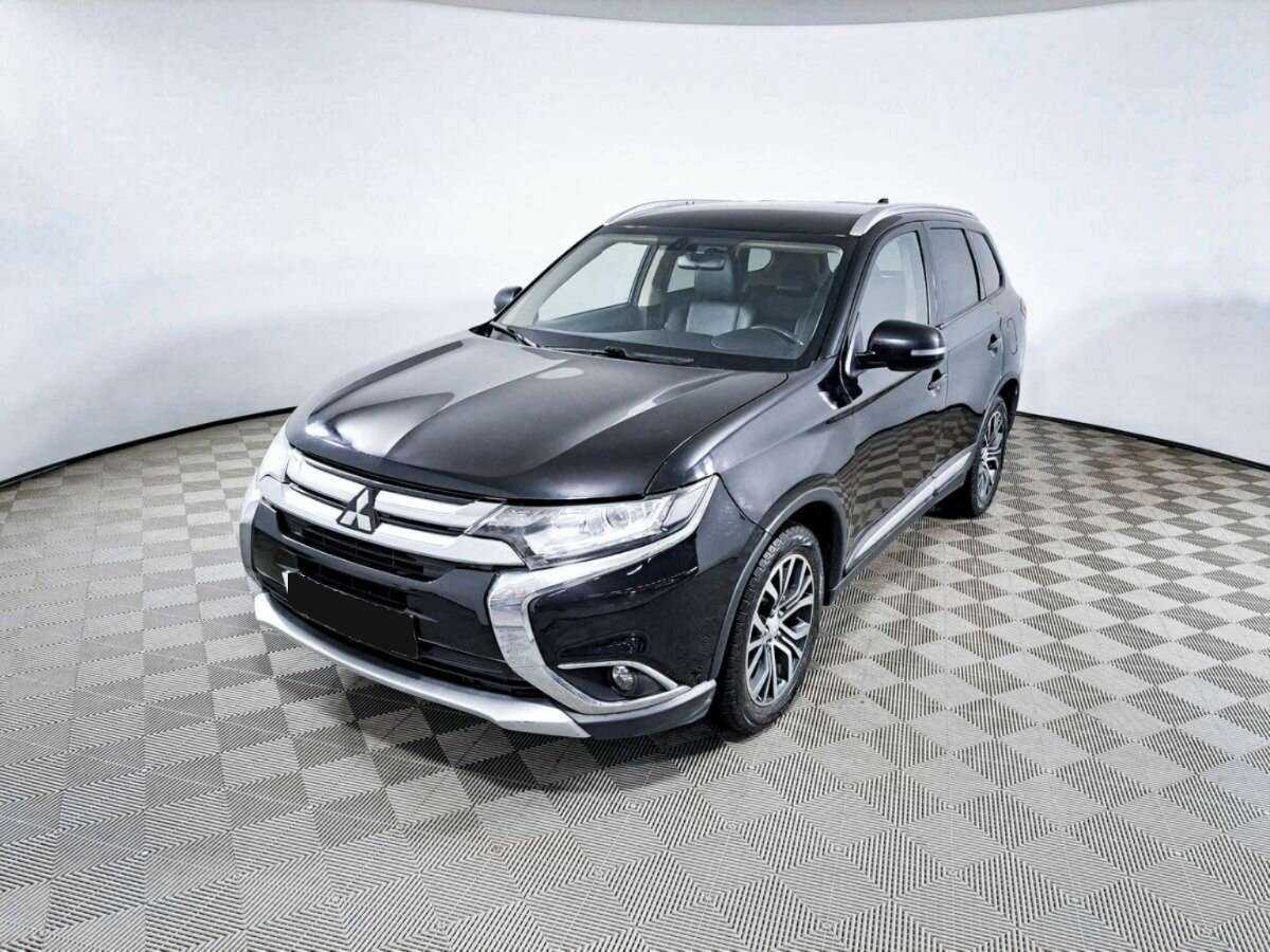 Mitsubishi Outlander 2017 года с пробегом. Посмотреть фото