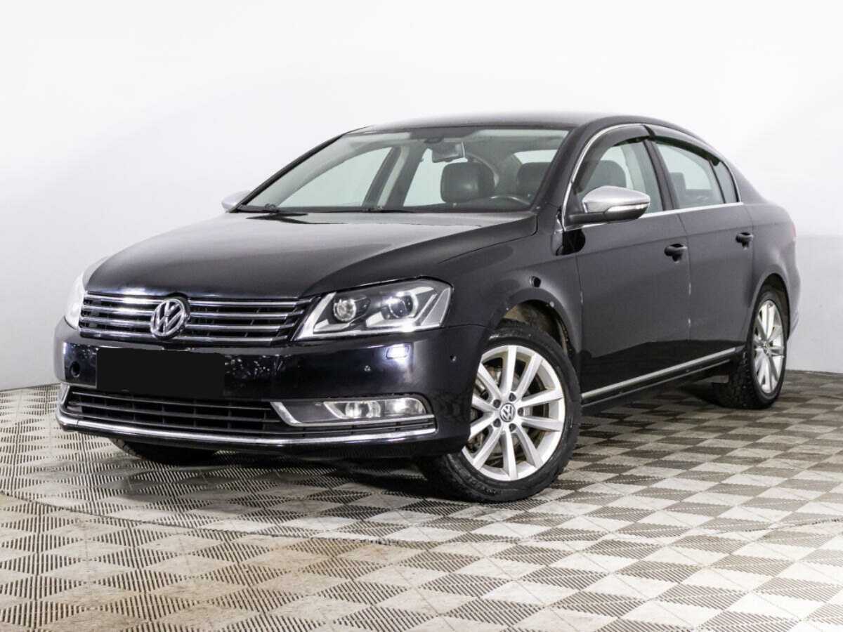 Volkswagen Passat 2012 года с пробегом. Посмотреть фото