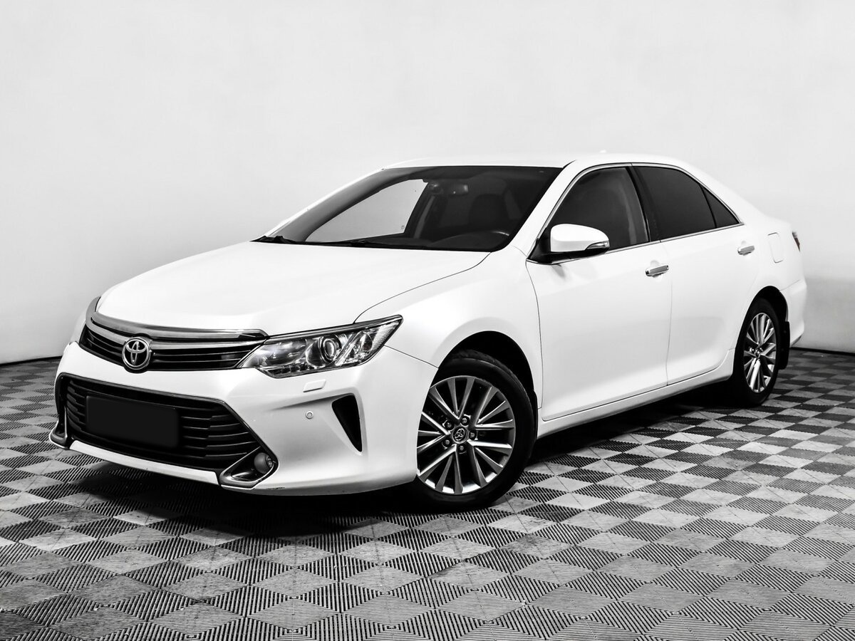 Toyota Camry 2016 года с пробегом. Фото: #0