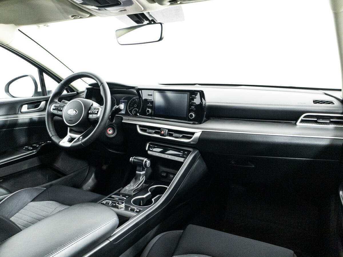 Kia K5 2021 года с пробегом. Фото: #8