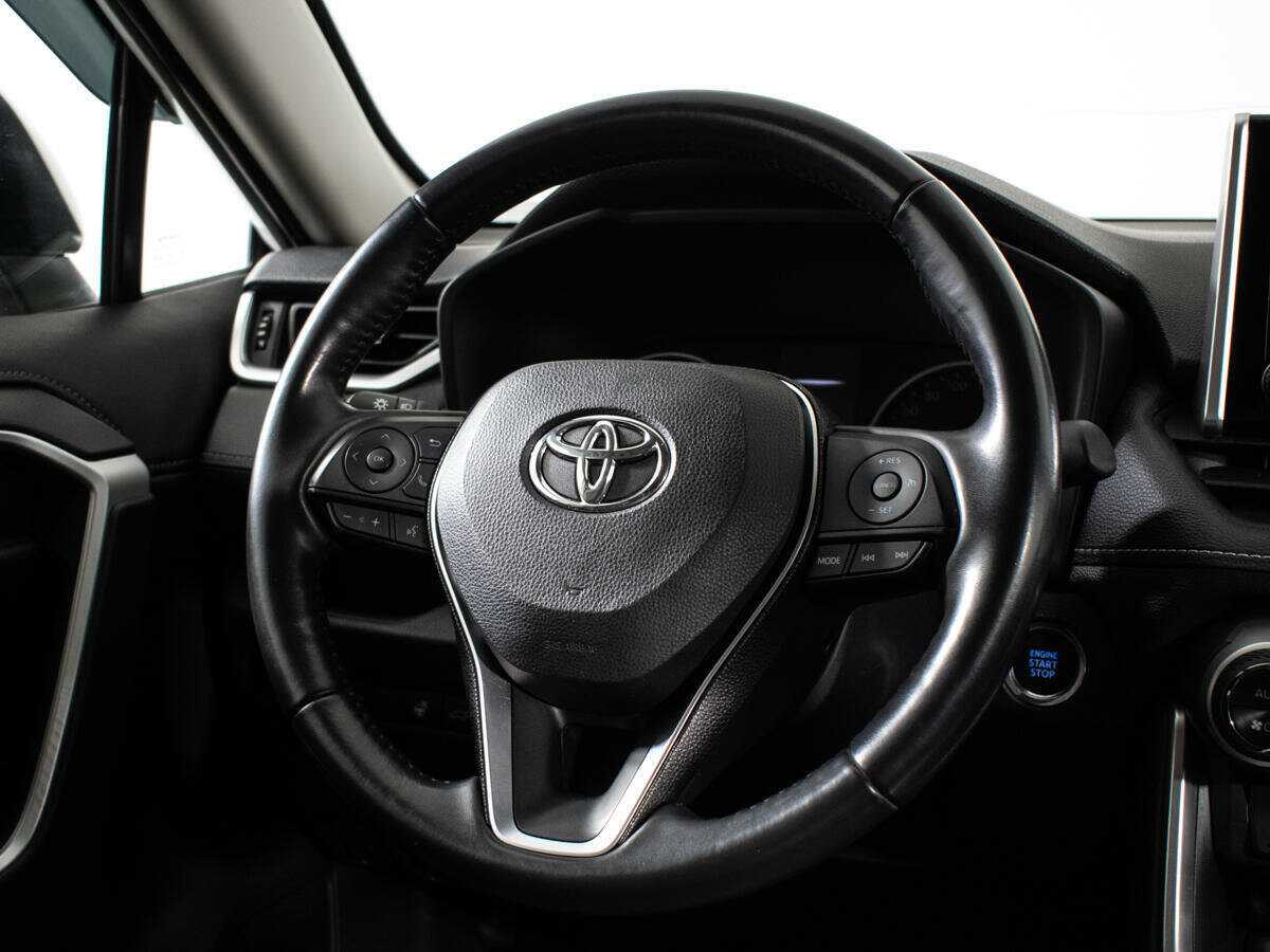 Toyota RAV4 2020 года с пробегом. Фото: #11
