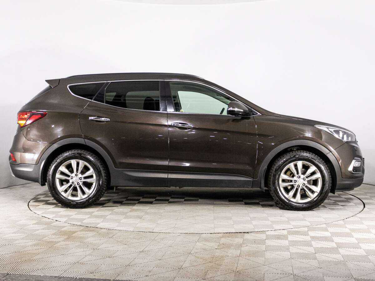 Hyundai Santa Fe 2018 года с пробегом. Фото: #3