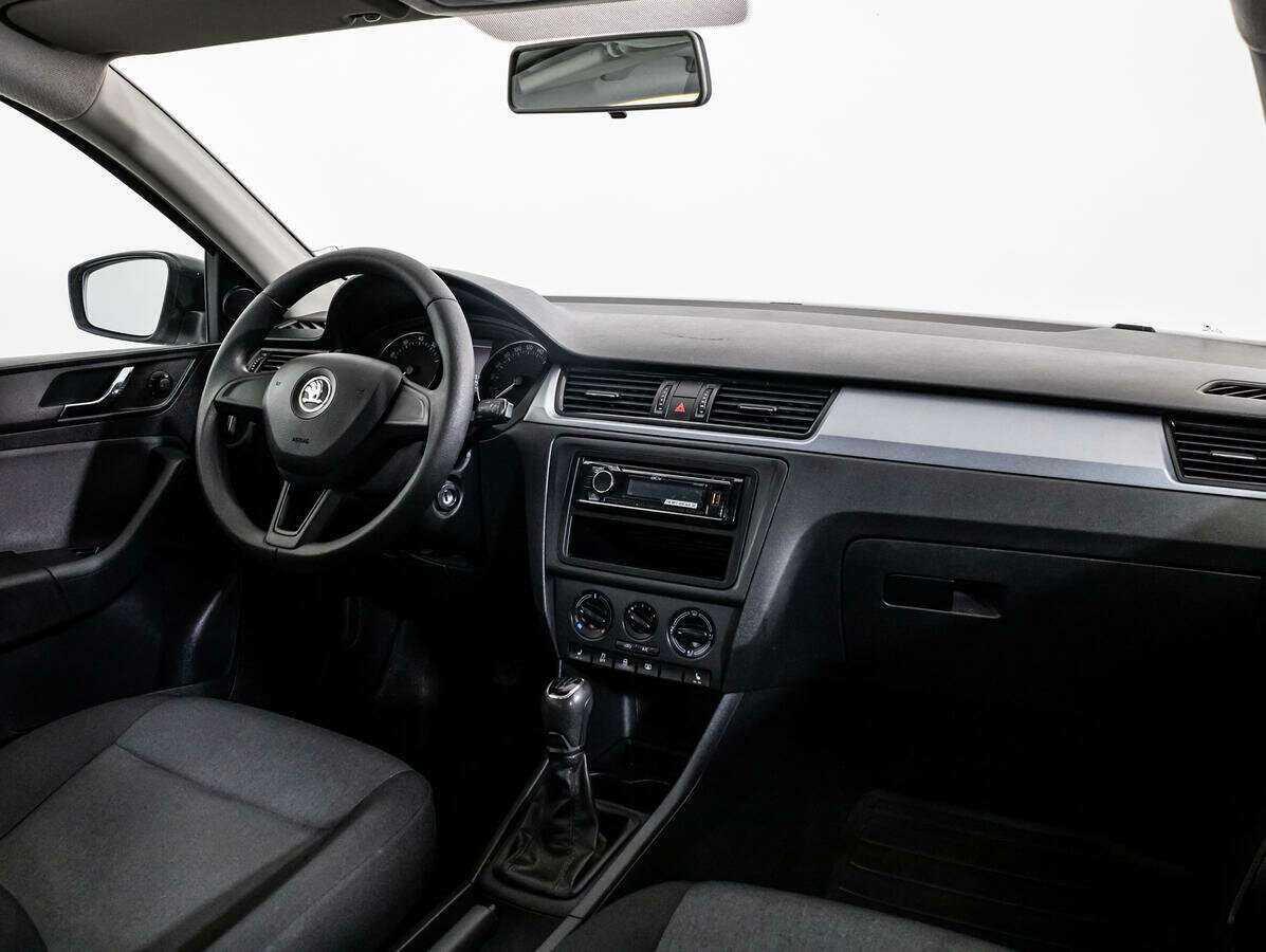 Skoda Rapid 2017 года с пробегом. Фото: #6