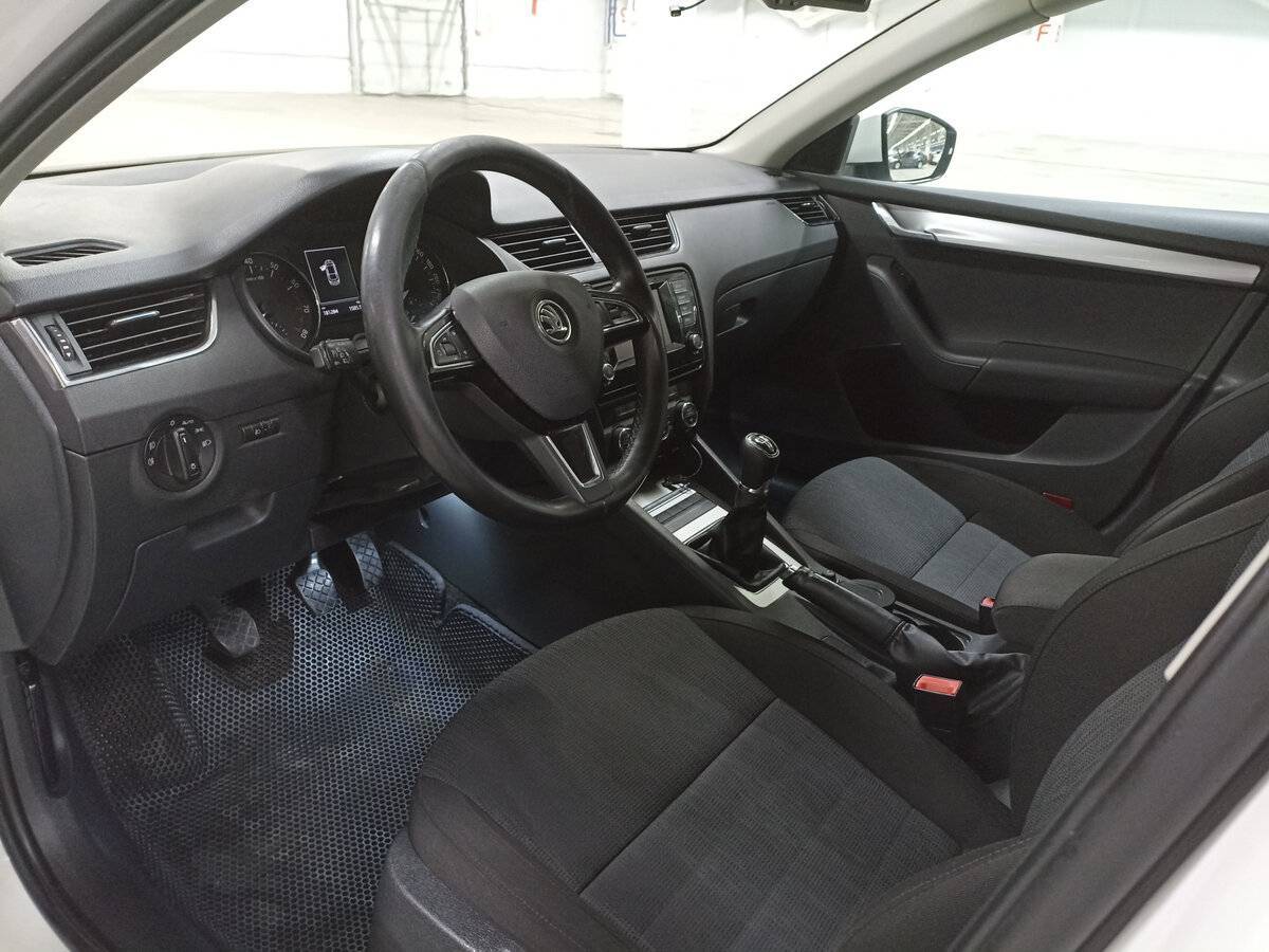 Skoda Octavia 2013 года с пробегом. Фото: #15