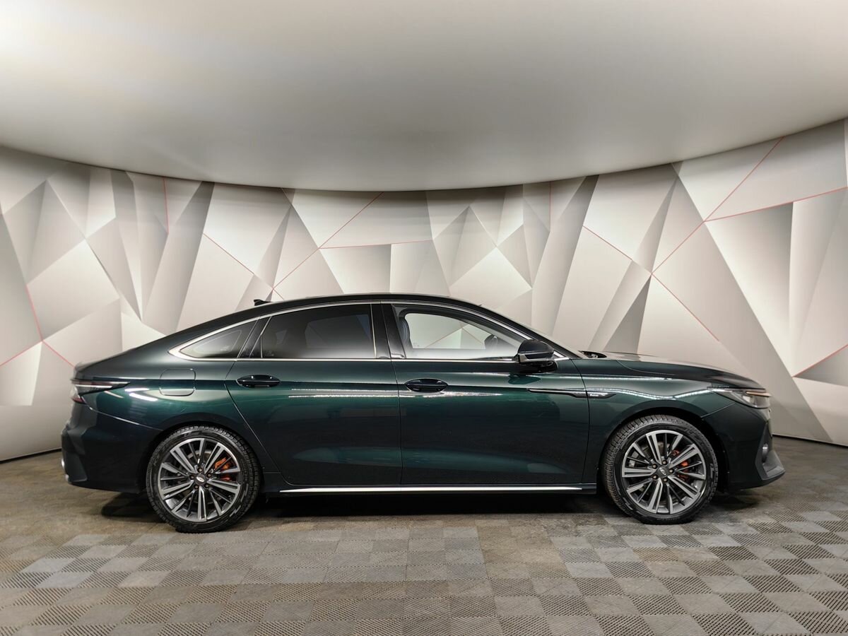 Chery Arrizo 8 2023 года с пробегом. Фото: #17