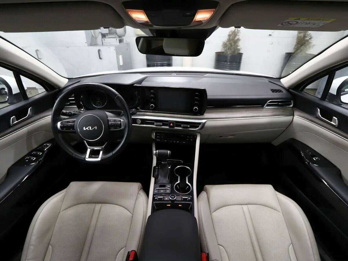 Kia K5 2021 года с пробегом. Фото: #13