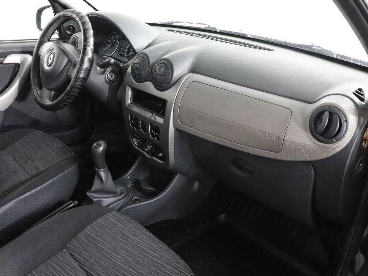 Renault Sandero 2012 года с пробегом. Фото: #5