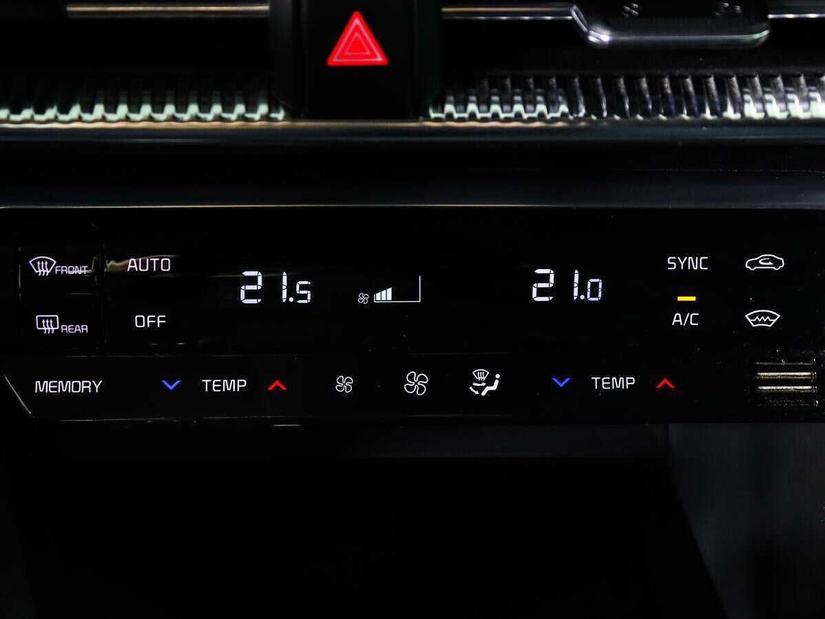 Kia K5 2021 года с пробегом. Фото: #15