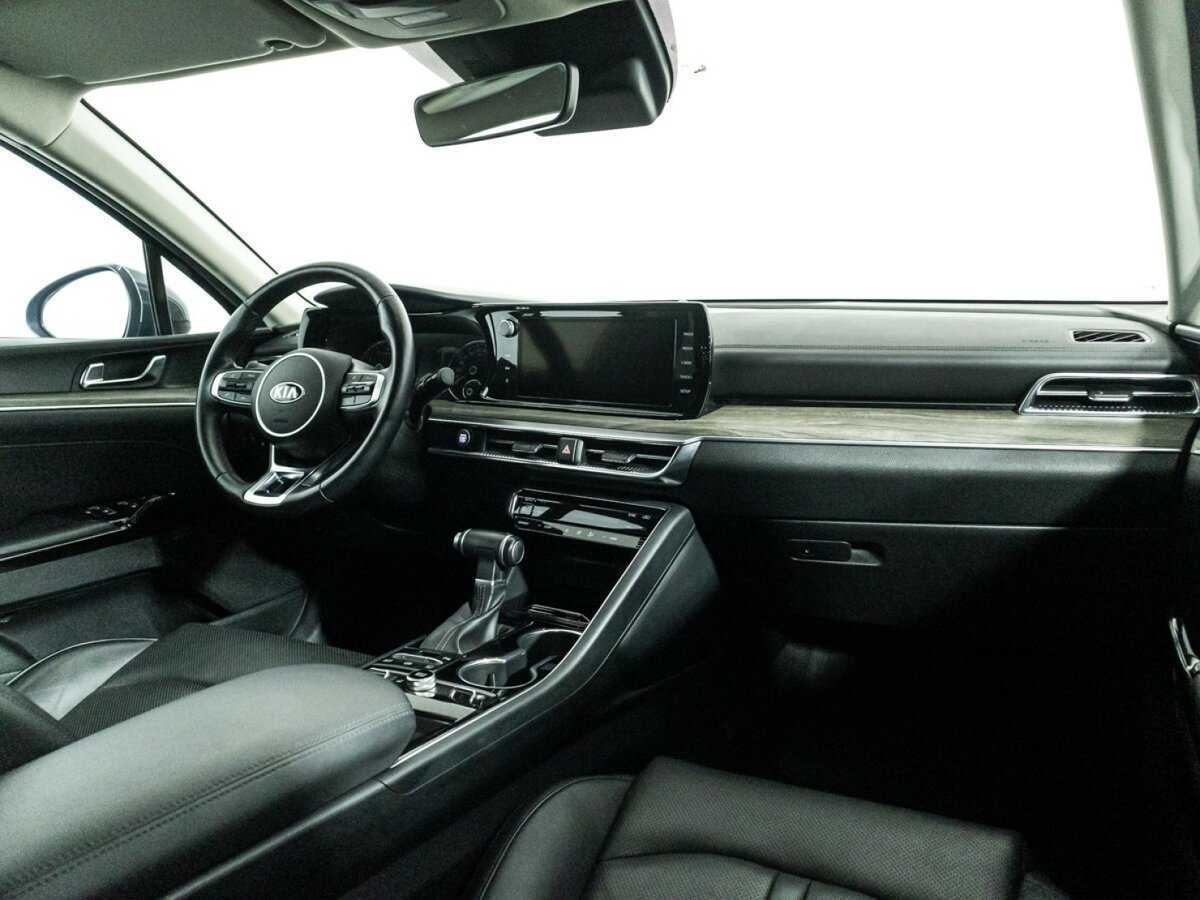 Kia K5 2021 года с пробегом. Фото: #8
