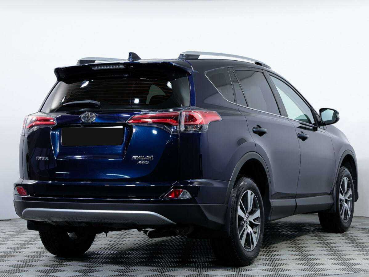 Toyota RAV4 2019 года с пробегом. Фото: #3
