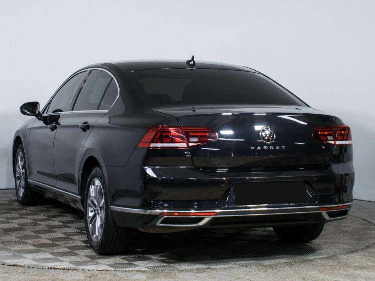 Volkswagen Passat 2021 года с пробегом. Фото: #6