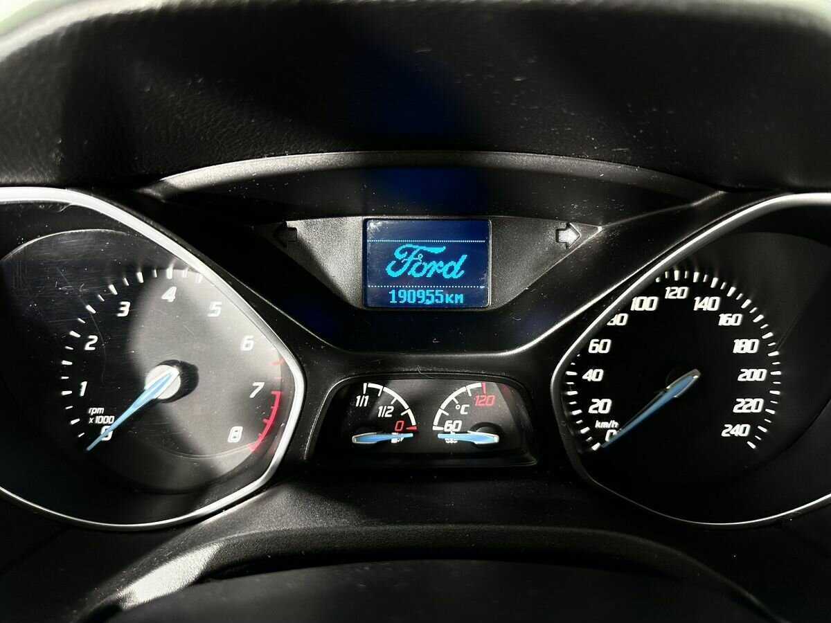 Ford Focus 2013 года с пробегом. Фото: #9