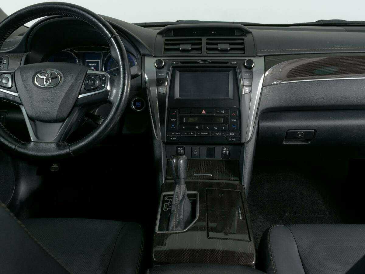 Toyota Camry 2016 года с пробегом. Фото: #9