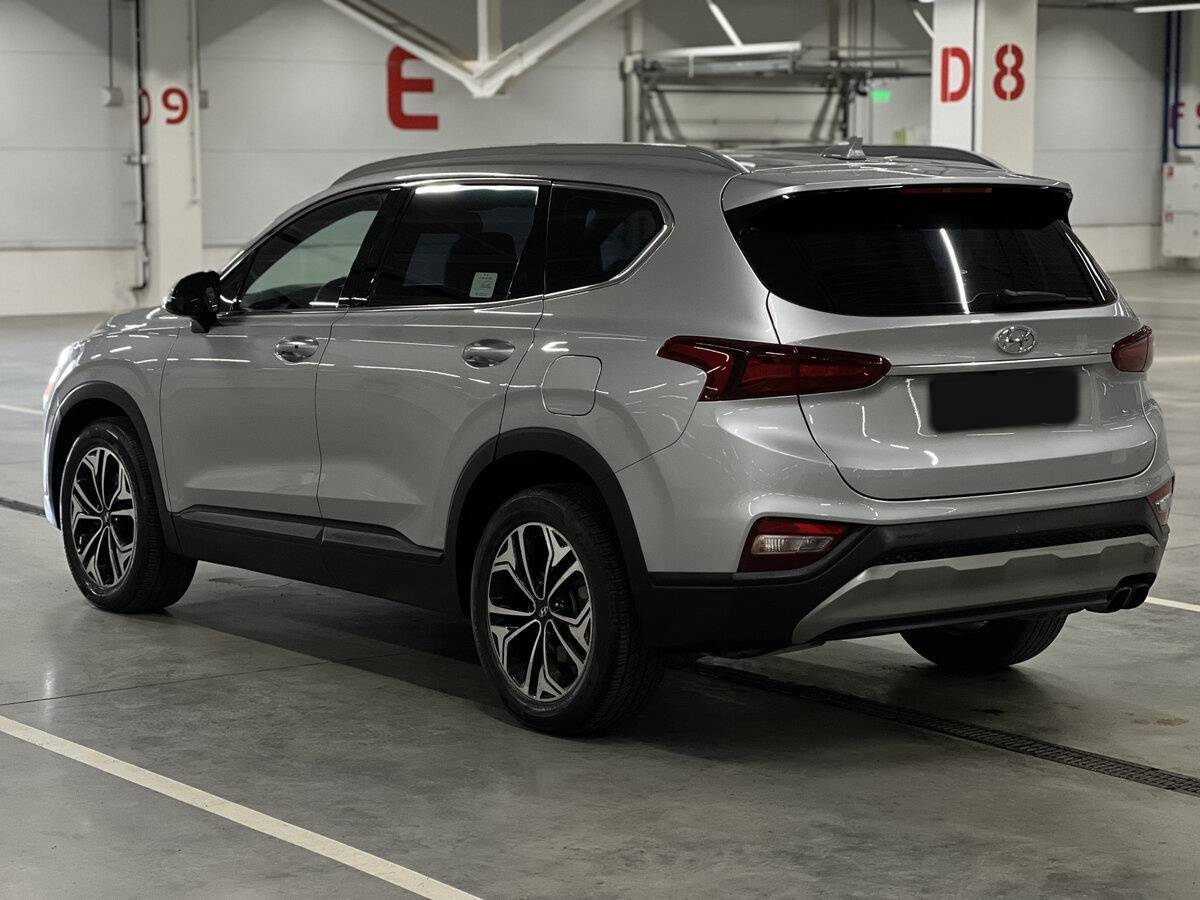 Hyundai Santa Fe 2019 года с пробегом. Фото: #6