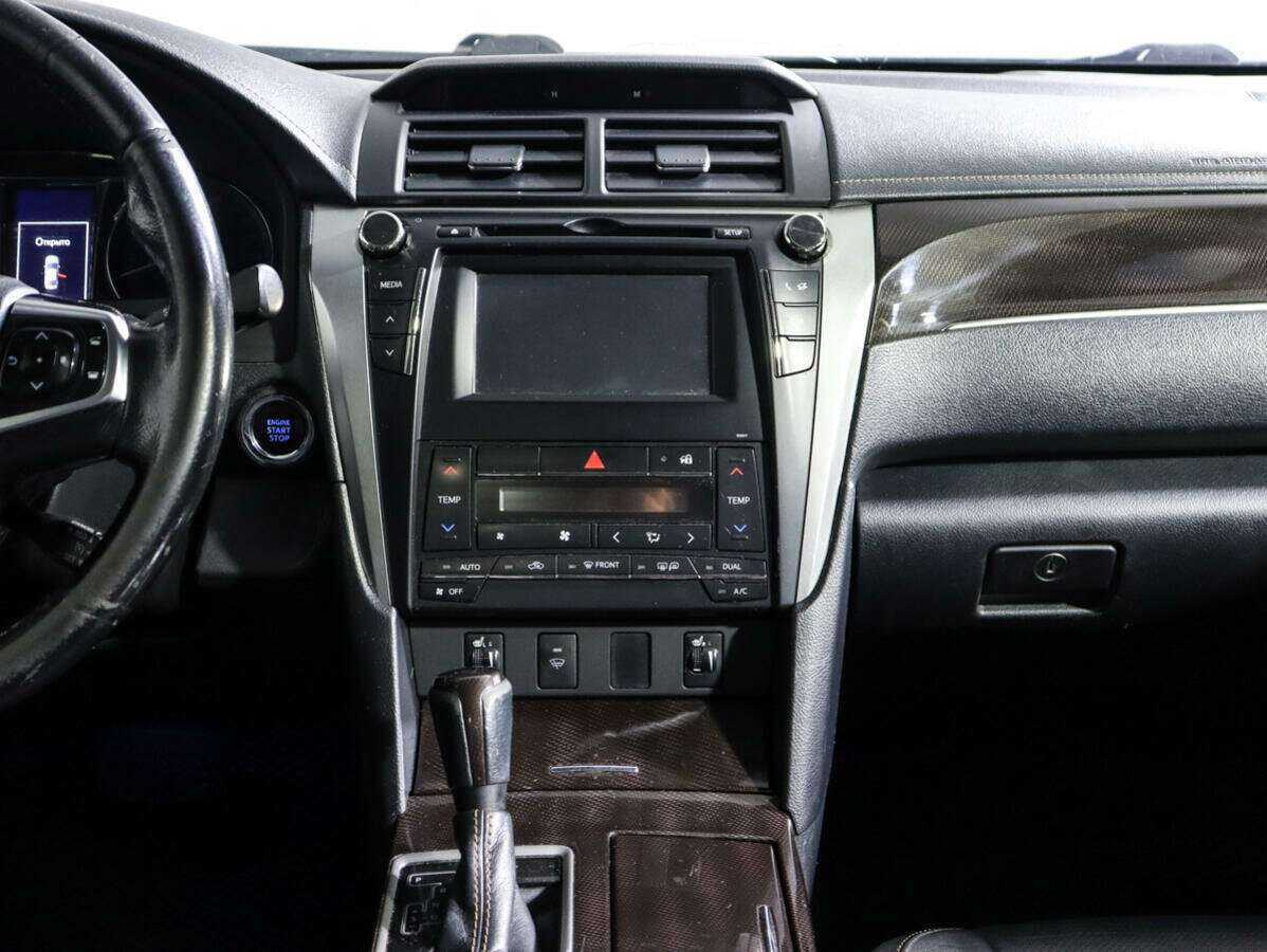Toyota Camry 2016 года с пробегом. Фото: #9