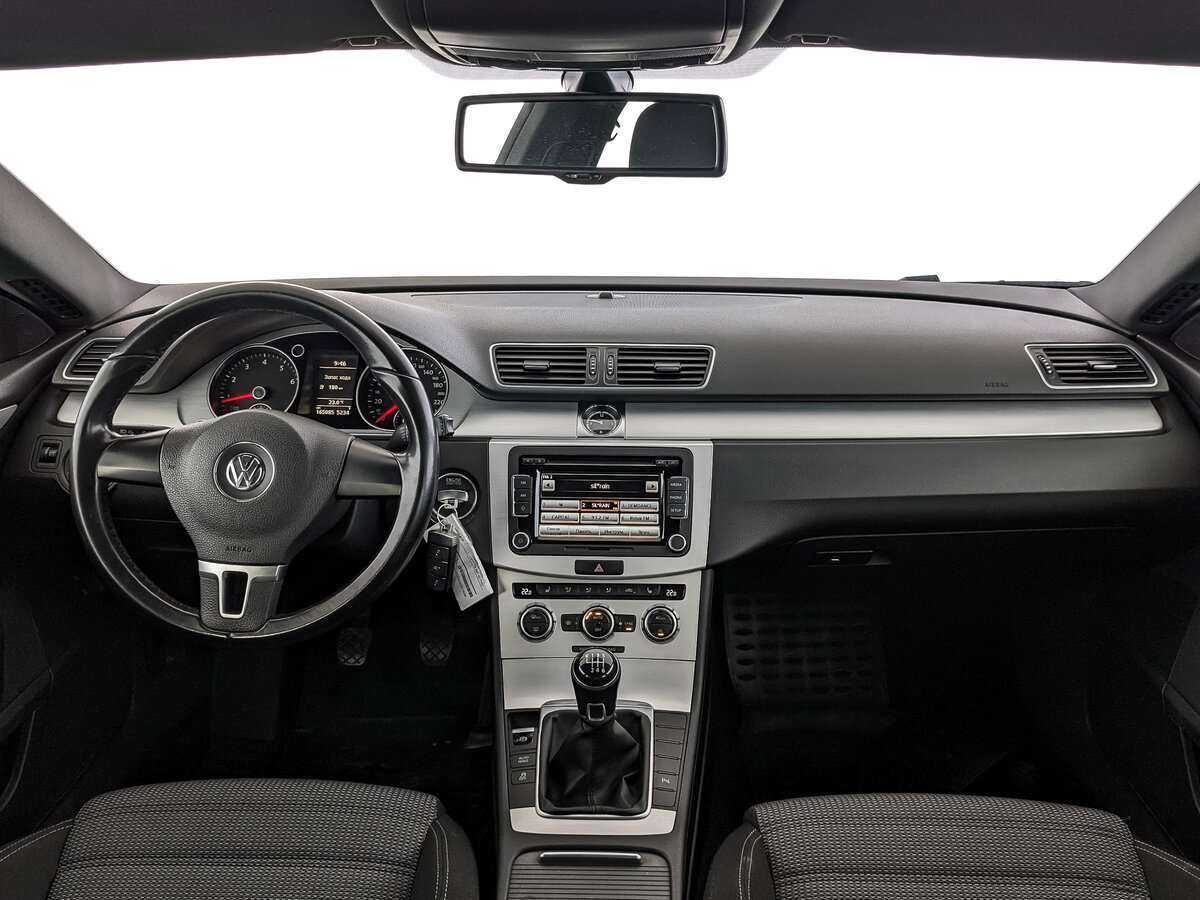 Volkswagen Passat CC 2012 года с пробегом. Фото: #9