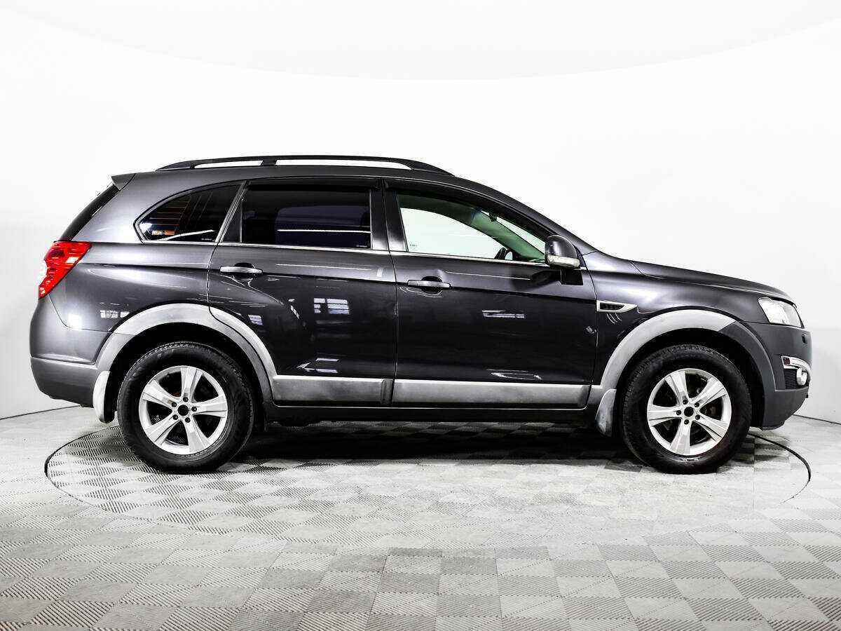 Chevrolet Captiva 2012 года с пробегом. Фото: #3
