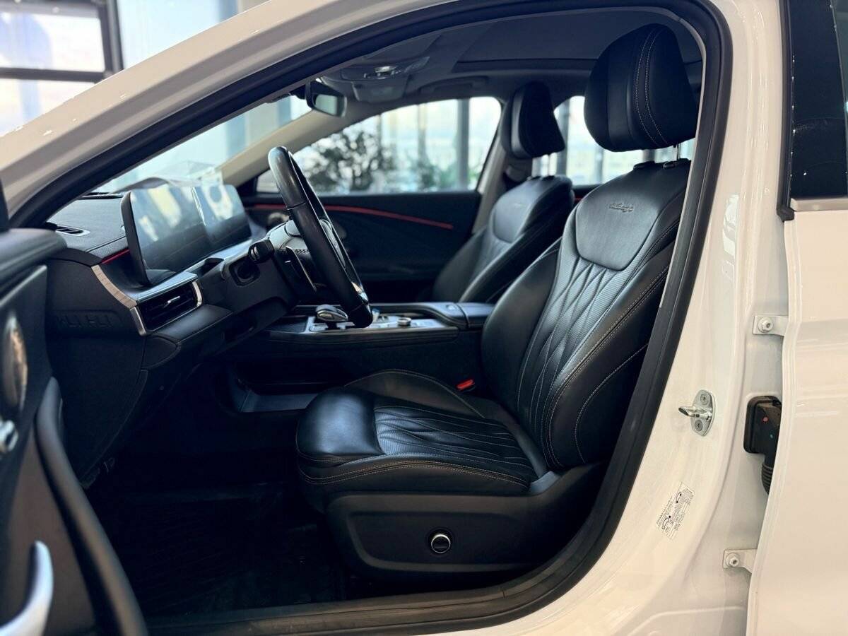 Chery Arrizo 8 2023 года с пробегом. Фото: #16