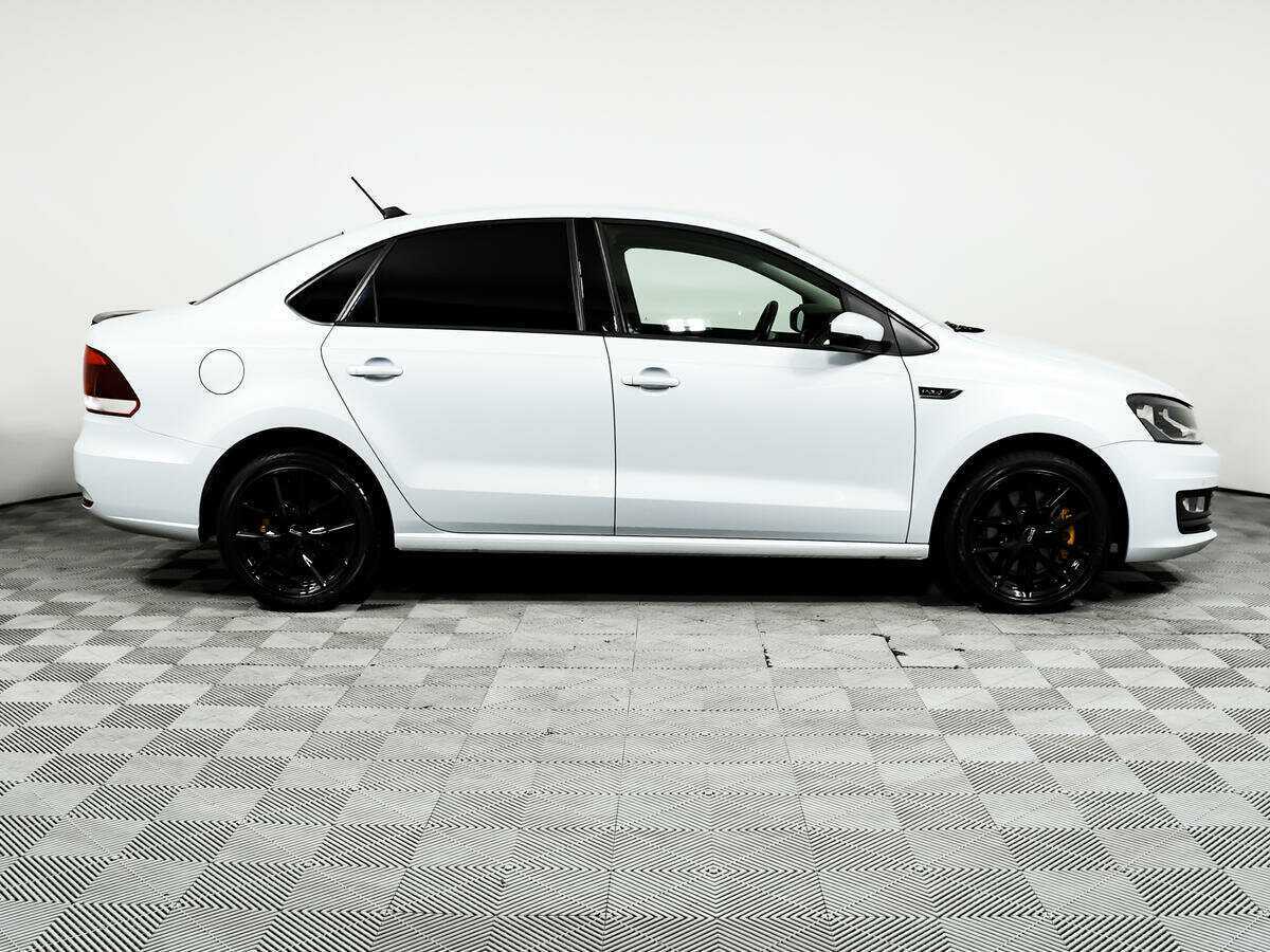 Volkswagen Polo 2018 года с пробегом. Фото: #3