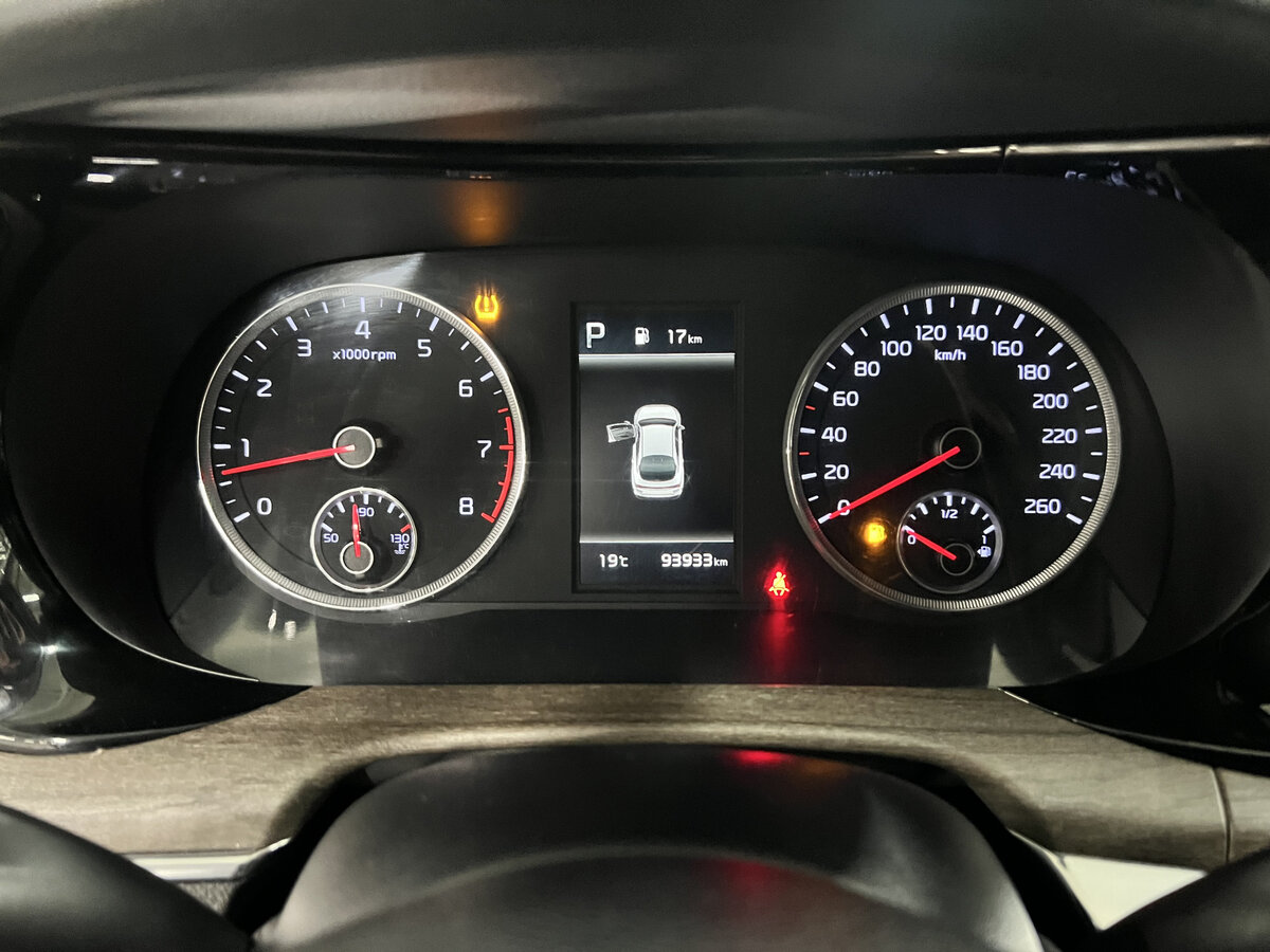 Kia K5 2022 года с пробегом. Фото: #12